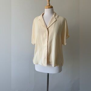 Frank & Oak Butter Yellow Button Front Blouse – Short Sleeve Size L